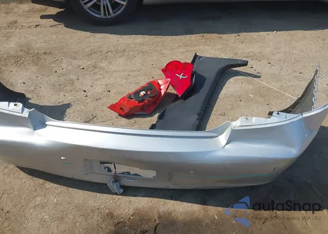 2011 Infiniti G37 Journey z USA, uszkodzony, nr VIN JN1CV6AP7BM304566